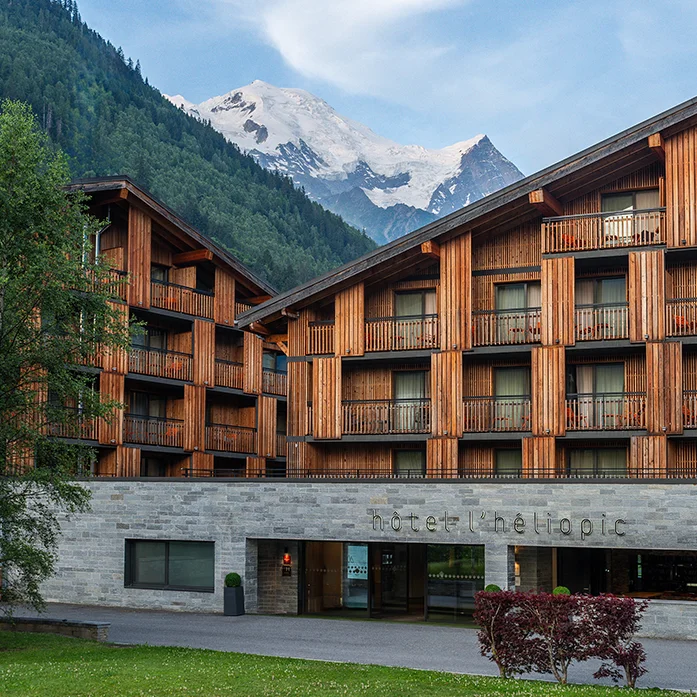 L’hôtel idéal à Chamonix heliopic mont-blanc