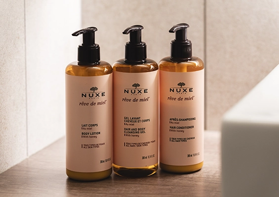 Produits NUXE dans la chambre mansardée