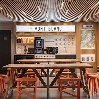 salle de coworking heliopic Chamonix Mont-Blanc