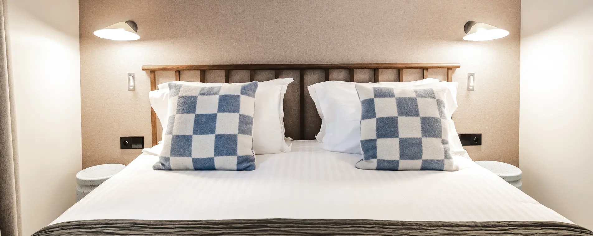 Heliopic Chamonix Mont-Blanc apartments seen from a headboard