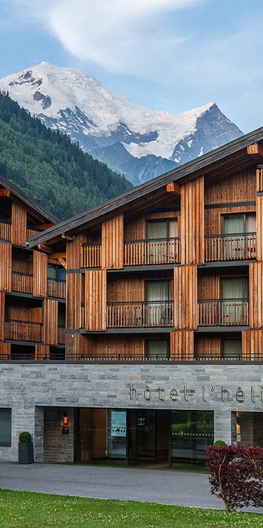 façade hôtel heliopic chamonix 5
