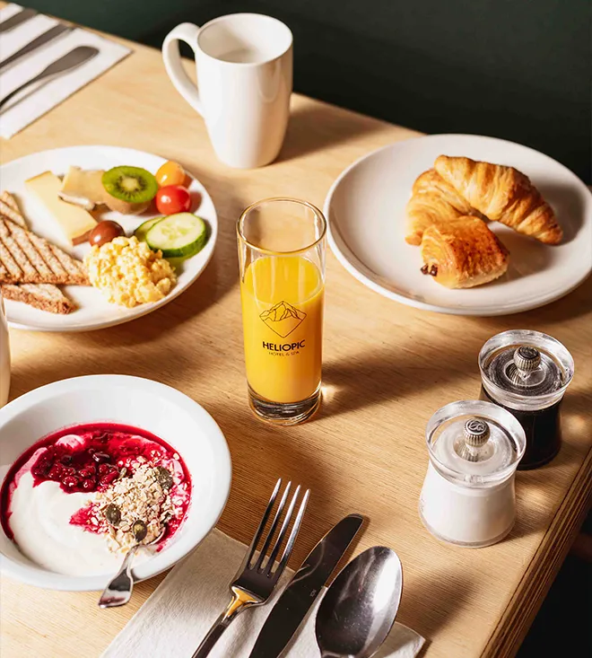 Viennoiserie 2 breakfast heliopic chamonix mont-blanc