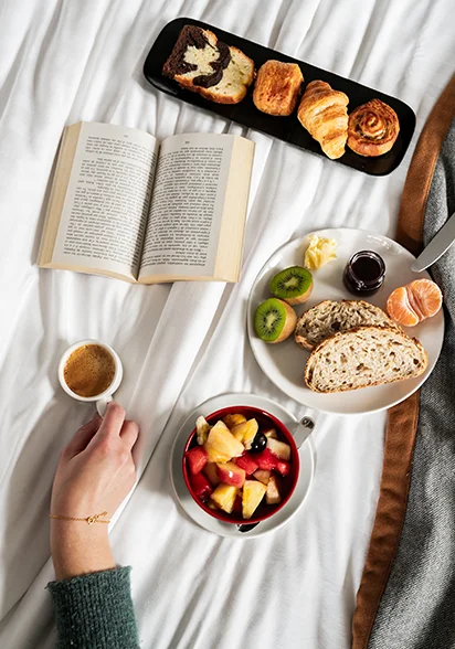 Breakfast on a Heliopic Chamonix Mont-Blanc bed