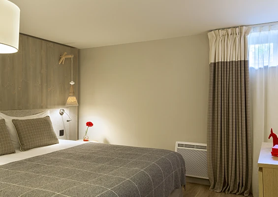 Apartment Les Cosmices second bedroom Heliopic Chamonix Mont-Blanc
