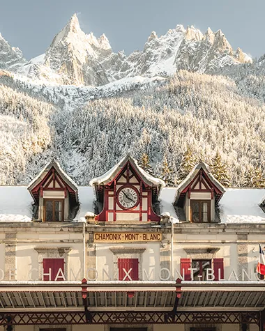 Snowy mountains 4 heliopic chamonix mont-blanc