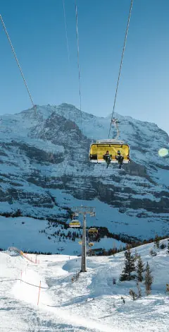 Montagnes enneigées près de Wengen