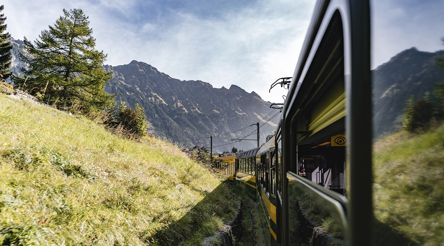 Zug von Wengen nach Braunbär Hotel & Spa