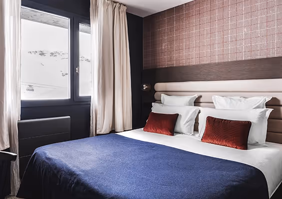 Family room double beds hotel marielle val thorens