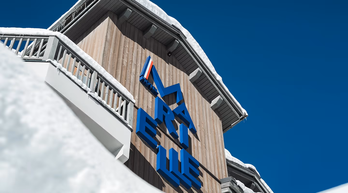 façade hôtel marielle à val thorens