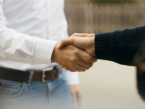 Kennismaking gesprek bij Nuyts Totaalprojecten