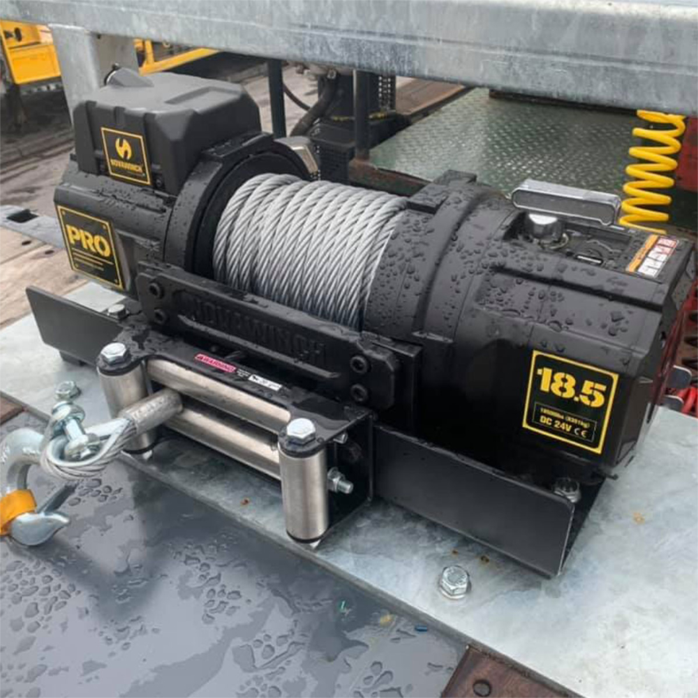 Faymonville UK Electric Winch with Wire Rope (24V, 18,500 lbs / 8.4 Tonne) - PRO18500