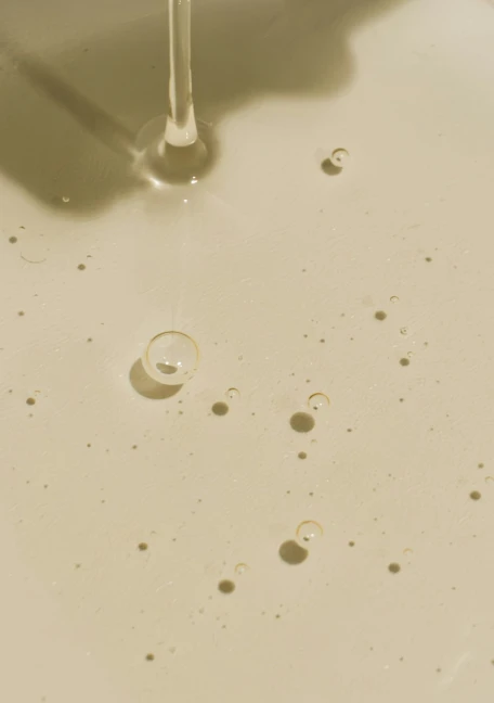 Texture de liquide - Marsea - Centre de médecine esthétique à Bastia en Corse