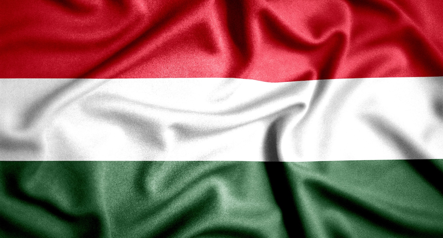 Hungarian Citizenship by Descent background