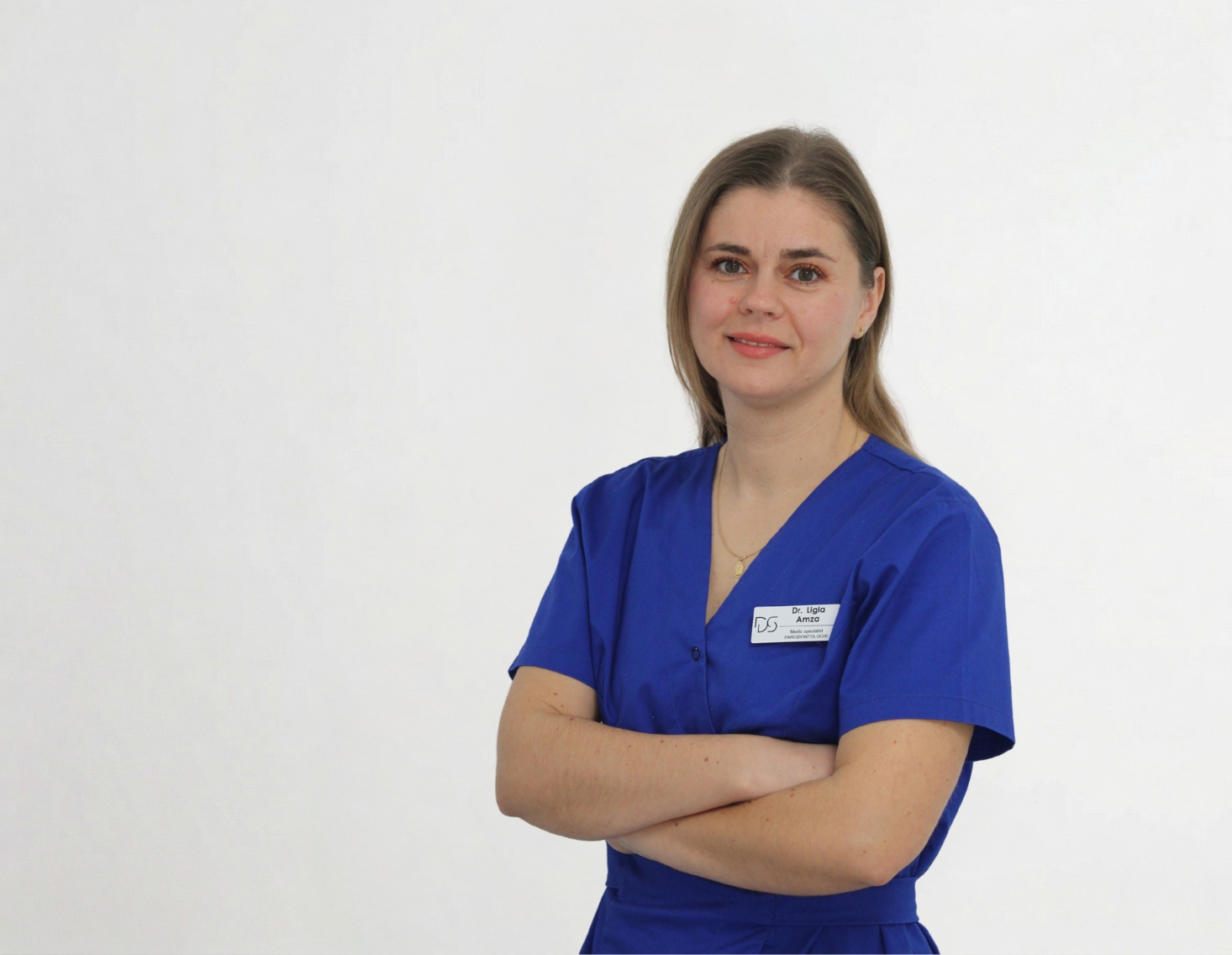 Dr. Ligia Amza, medic specialist parodontologie la Dental Science, sector 6 București