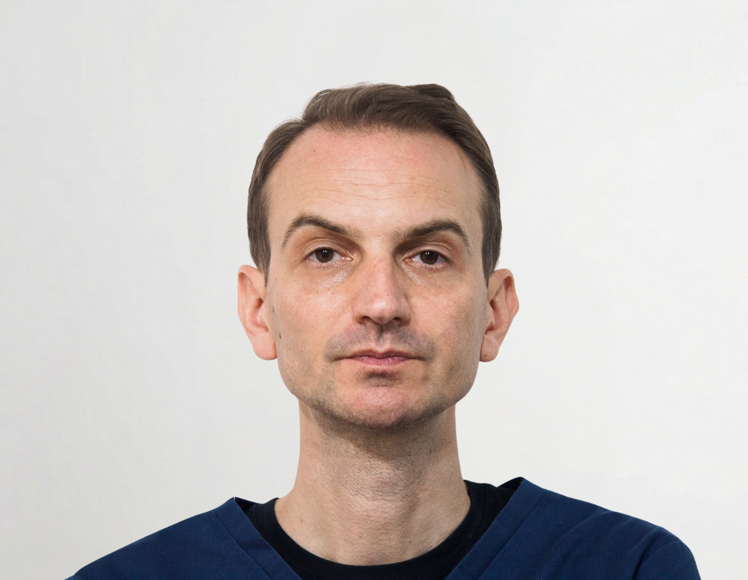 Dr. Răzvan Ban, medic specialist chirurgie oro-maxilo-facială la Dental Science, sector 6 București
