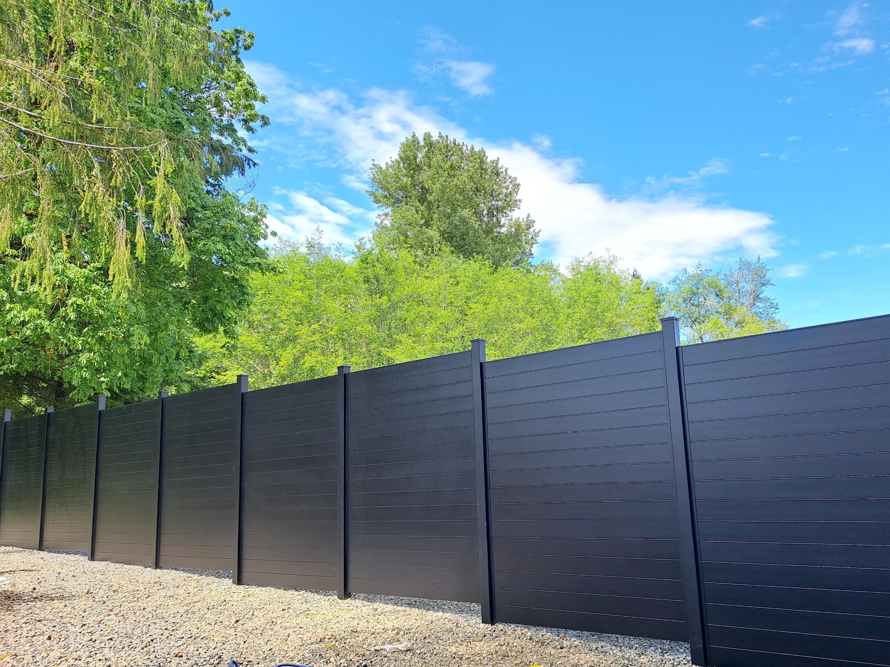 Aluminum Fencing: