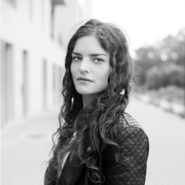 Elly Stone