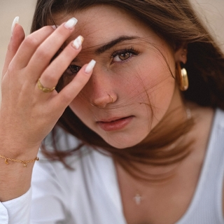 Ellie Genvo