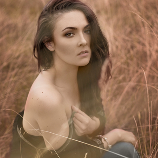 MUA Delphine