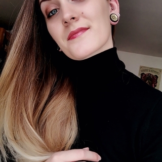 Cécile  Hope