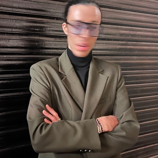 Julien D.