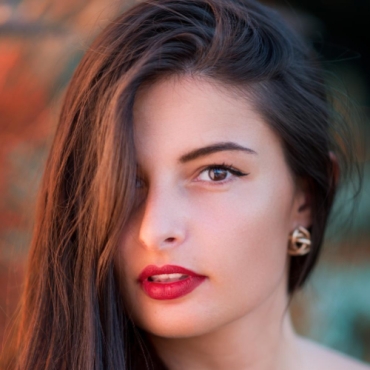 Laura Benony