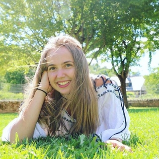 laura mjn12