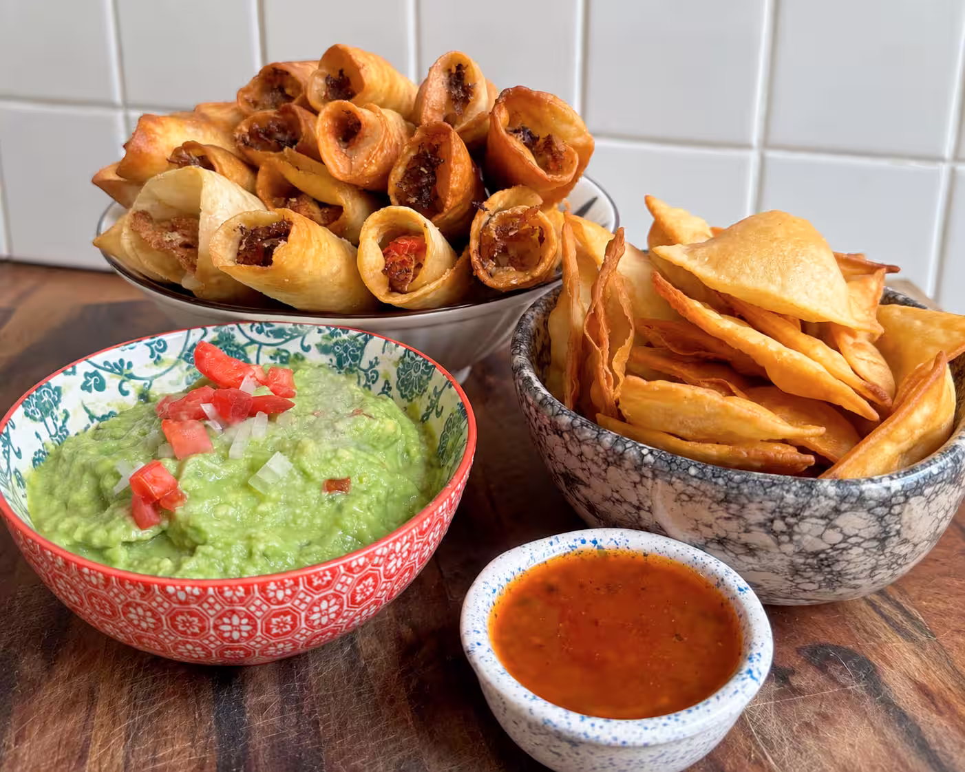 Tacos dorados mexicanos