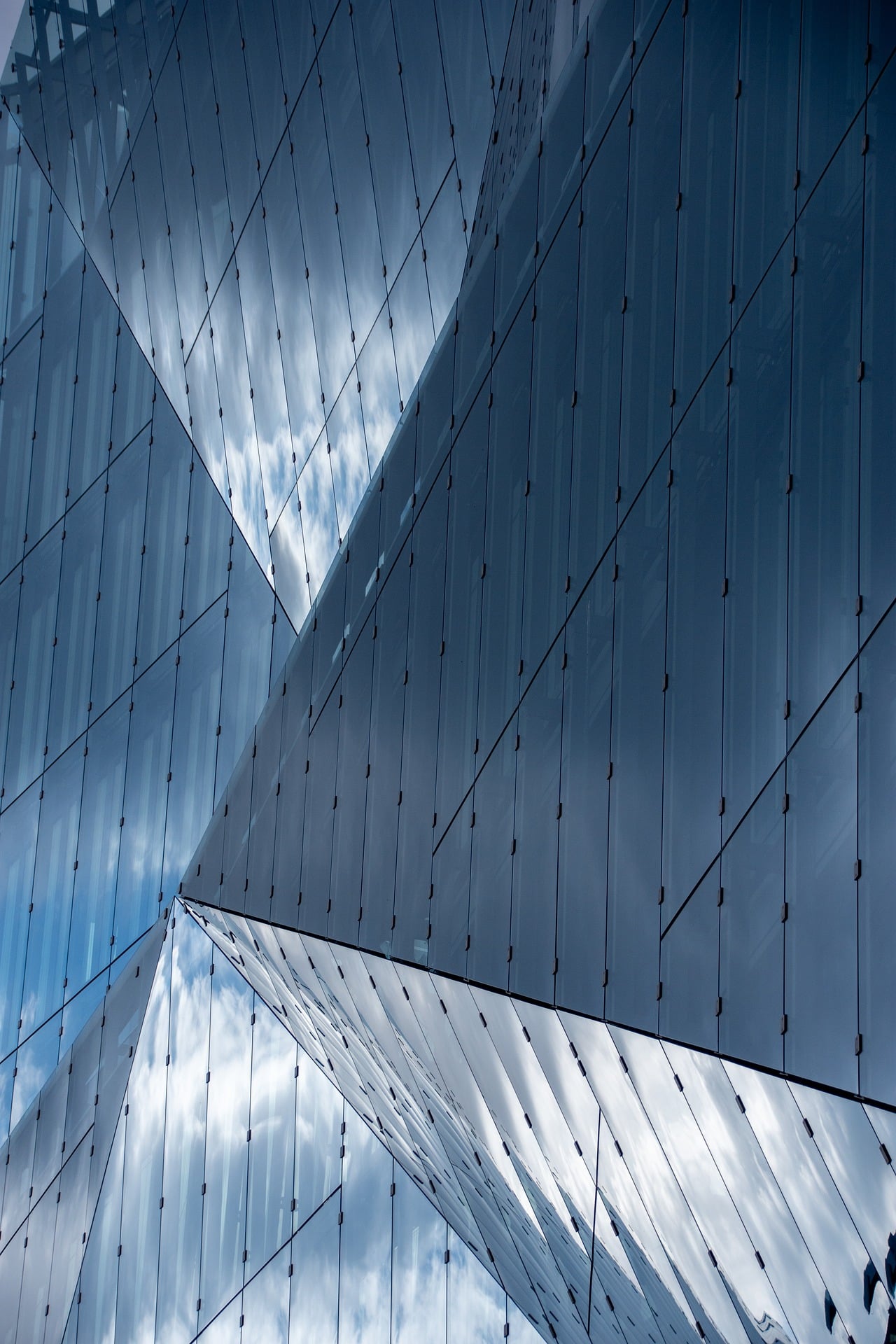 Transform Client Information into Client Intelligence for BD Leaders and Executives