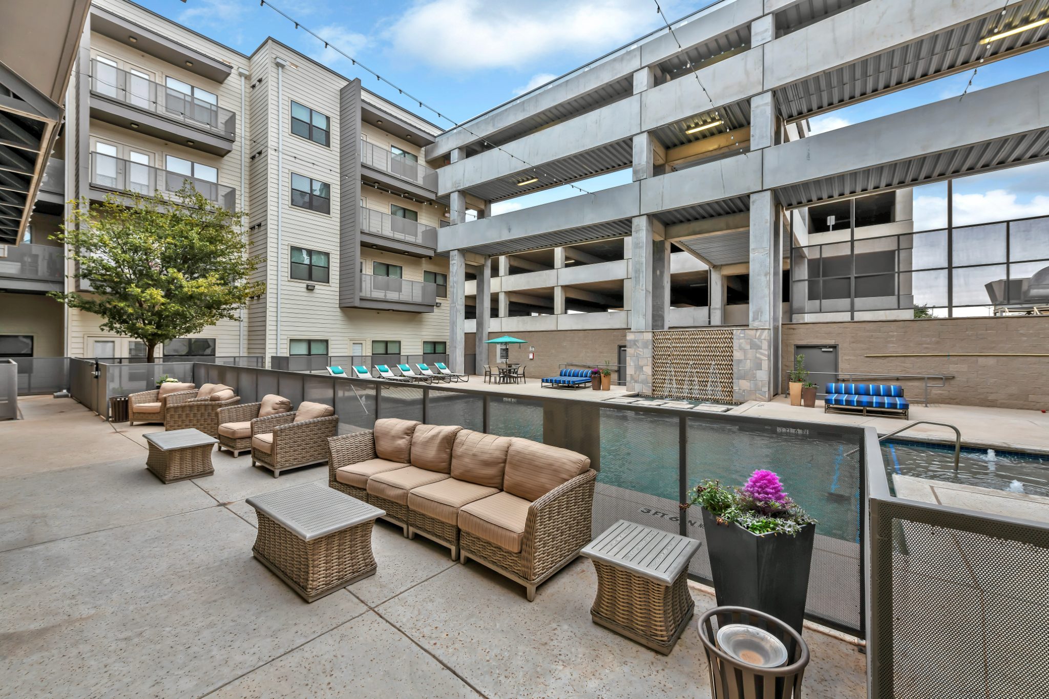 Wall Street Lofts apartments in Midland, TX – photo 1