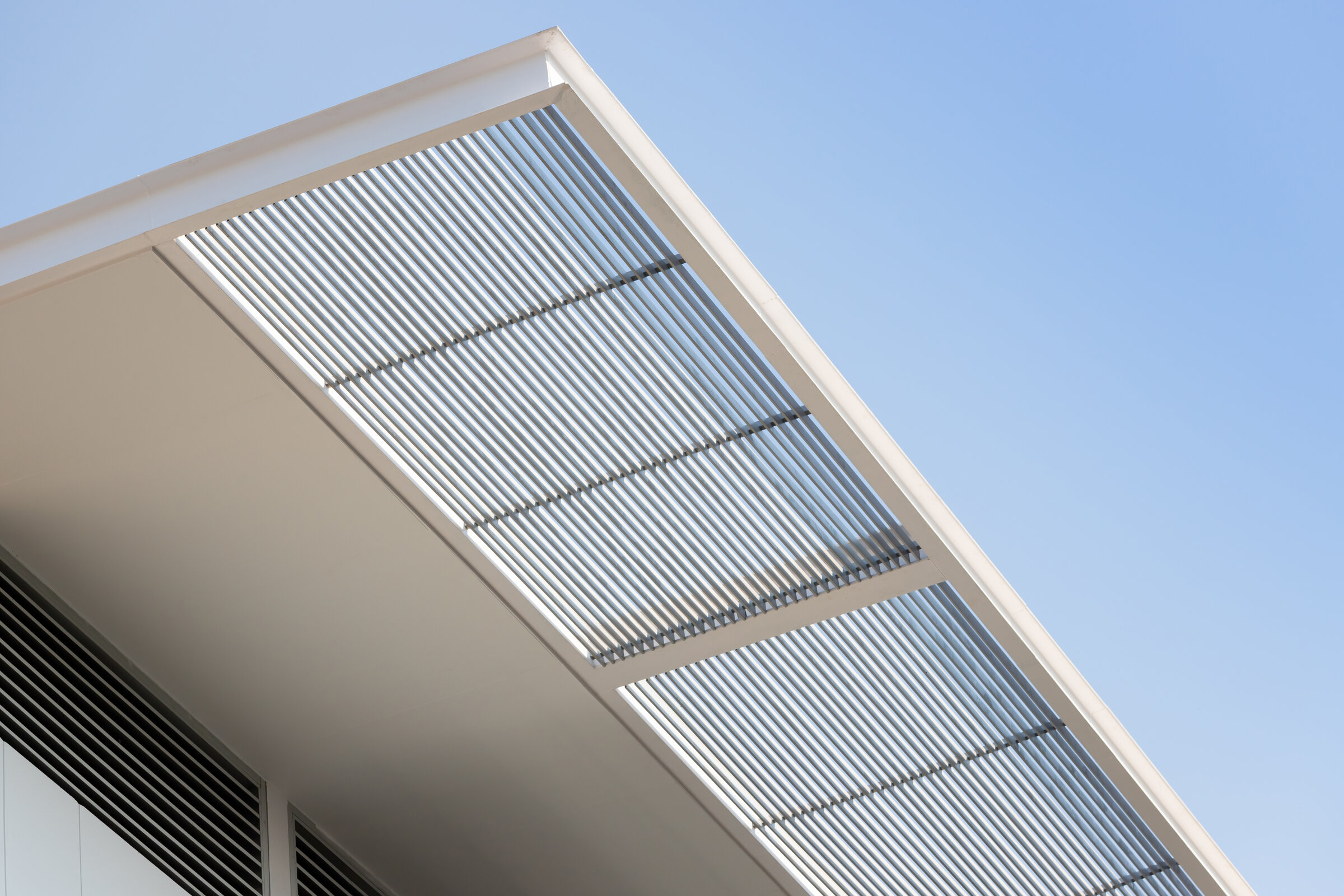 Steel and aluminum canopy fabrication by Dawson Construction