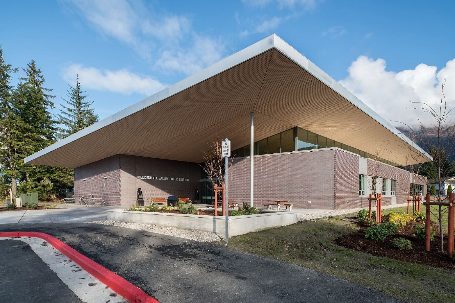 Mendenhall Valley Public Library