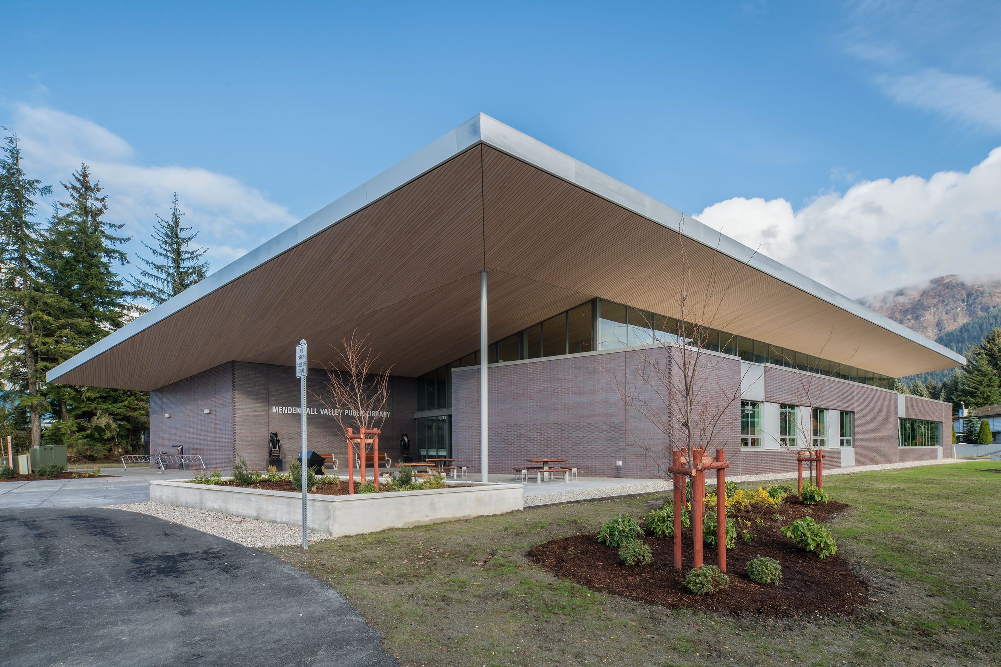 Mendenhall Valley Public Library - Dawson Construction