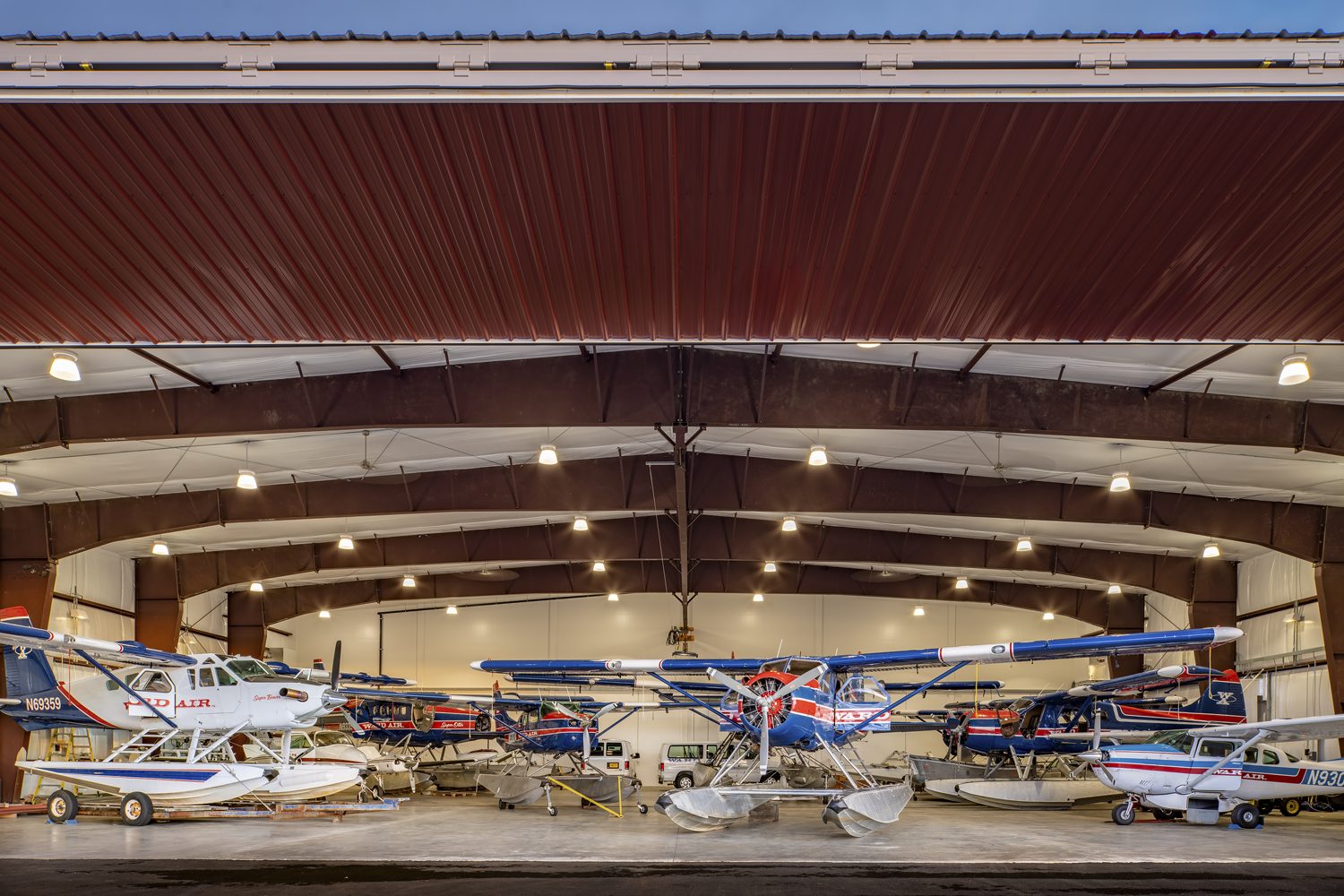 RED Leasing Hangar - Dawson Construction