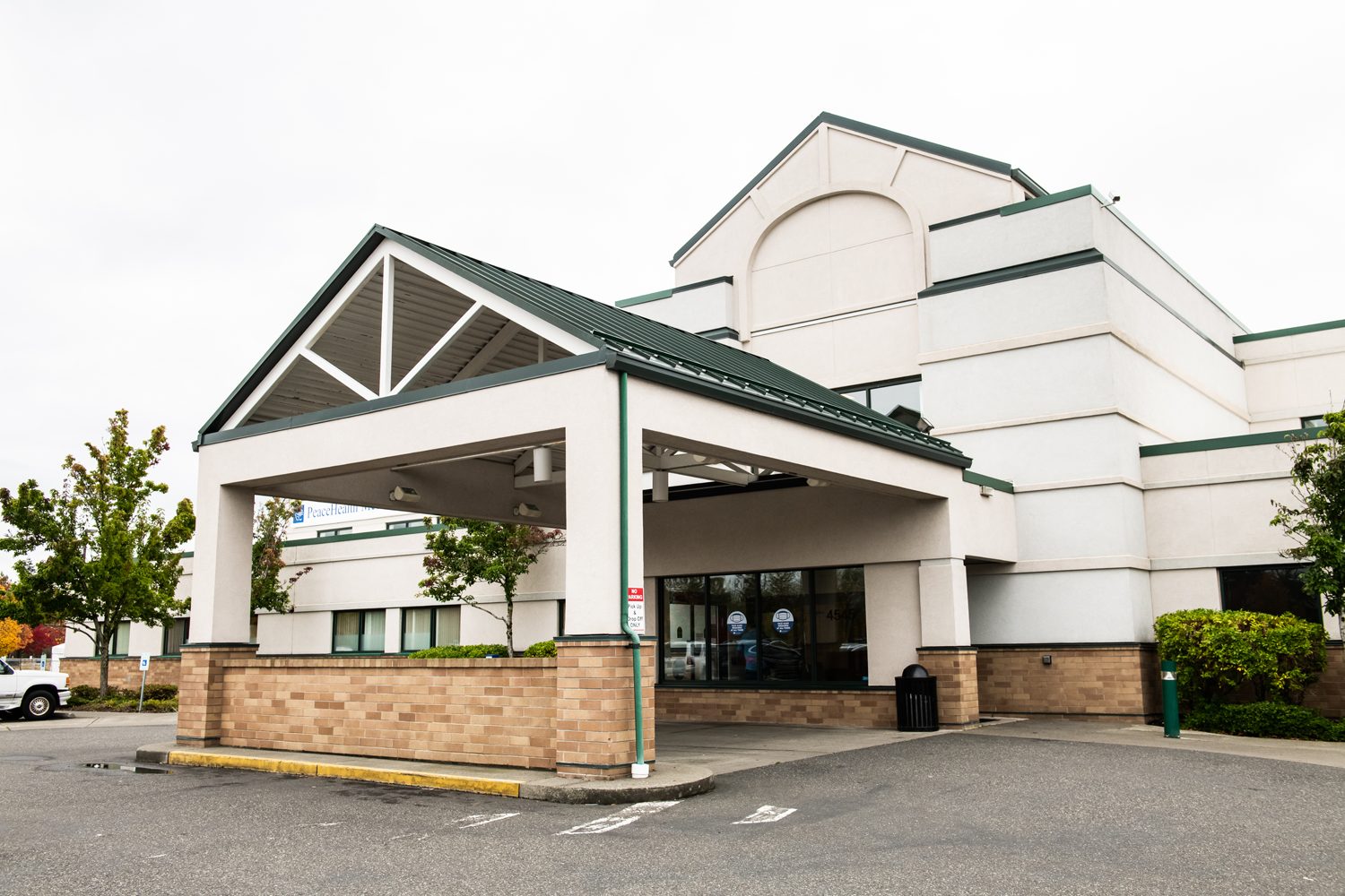 PeaceHealth Cordata Lobby Renovation exterior - Dawson Construction