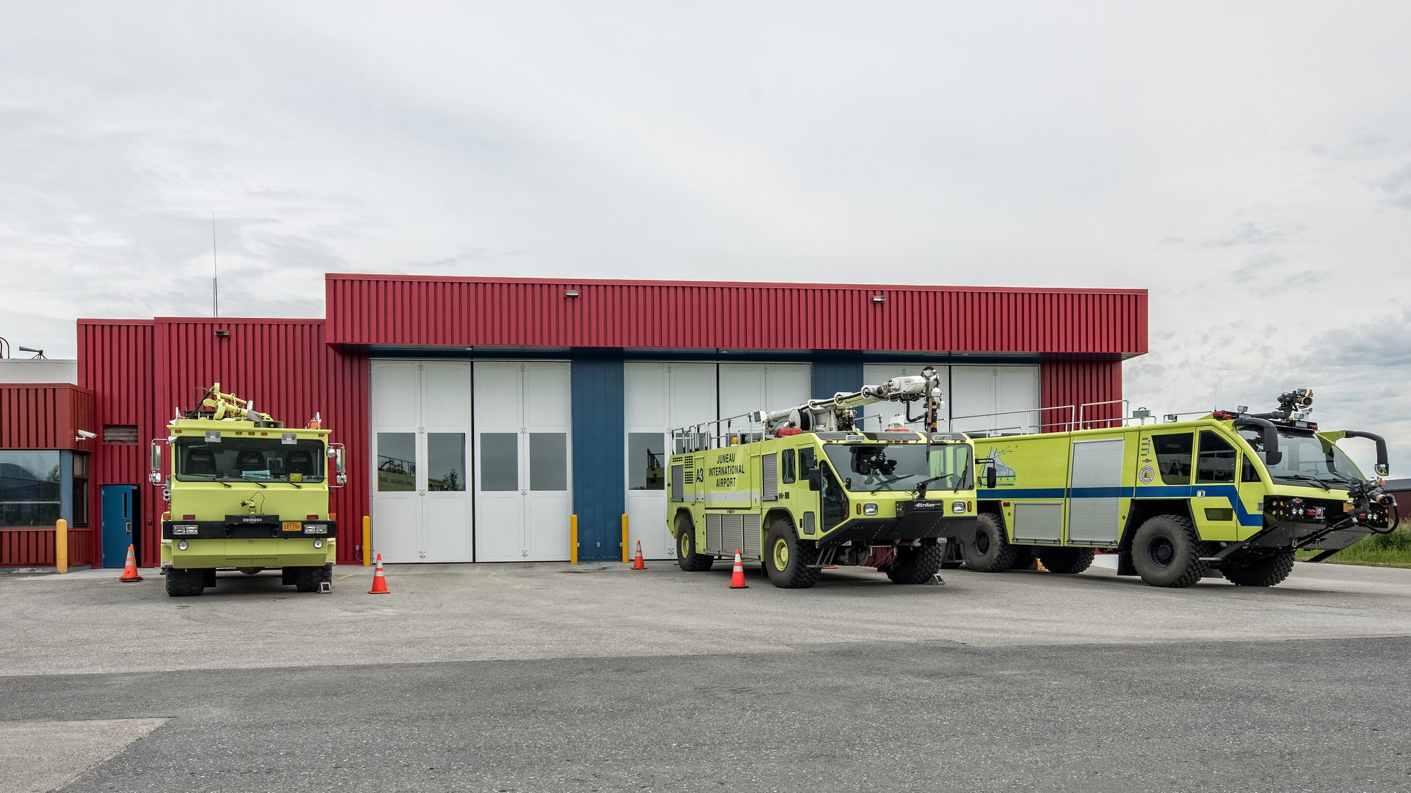 Juneau Aircraft Rescue and Firestation exterior with fleet - Dawson Construction