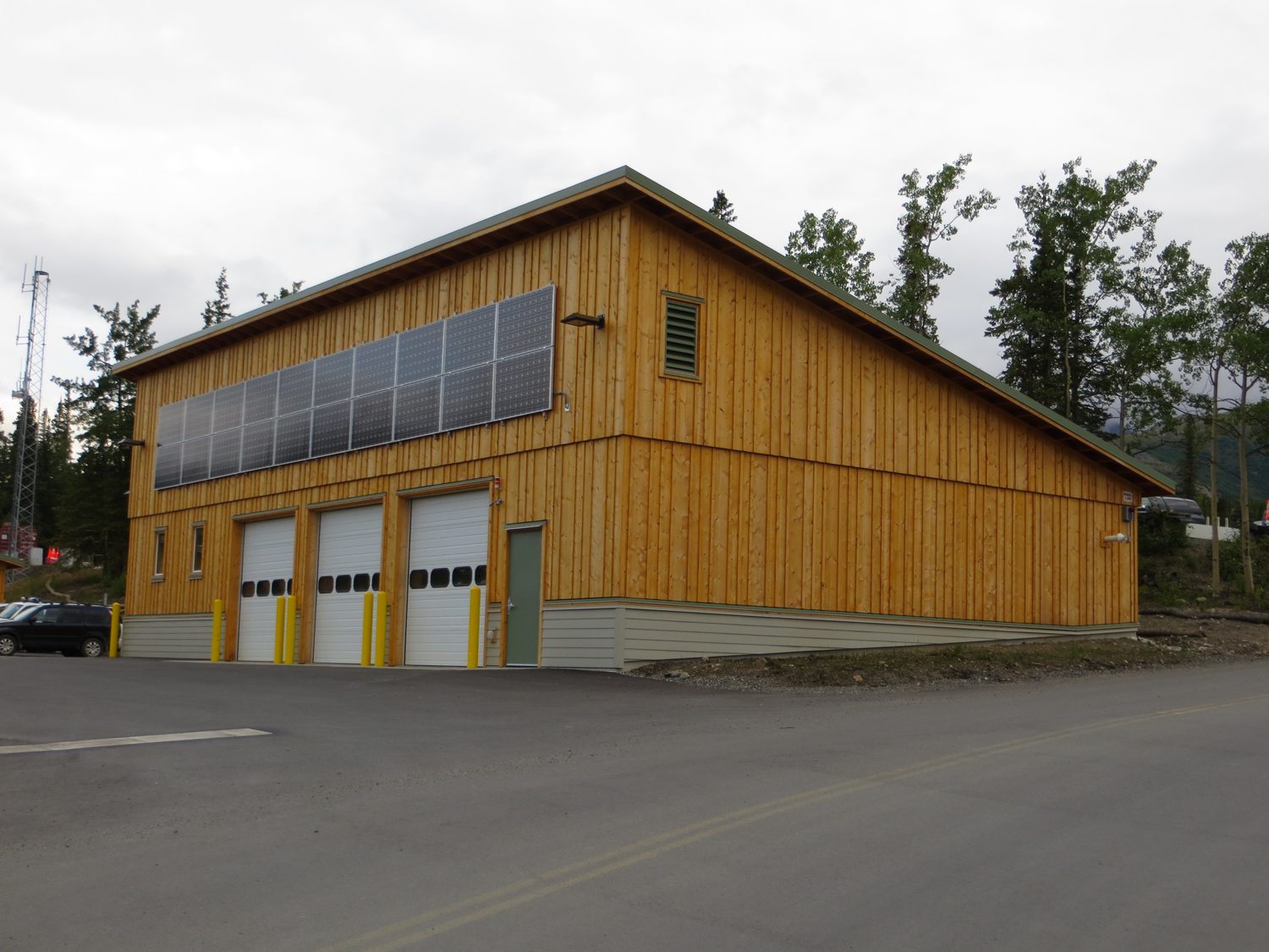 Rooftop solar array and apparatus bays on the C Camp annex at Denali National Park