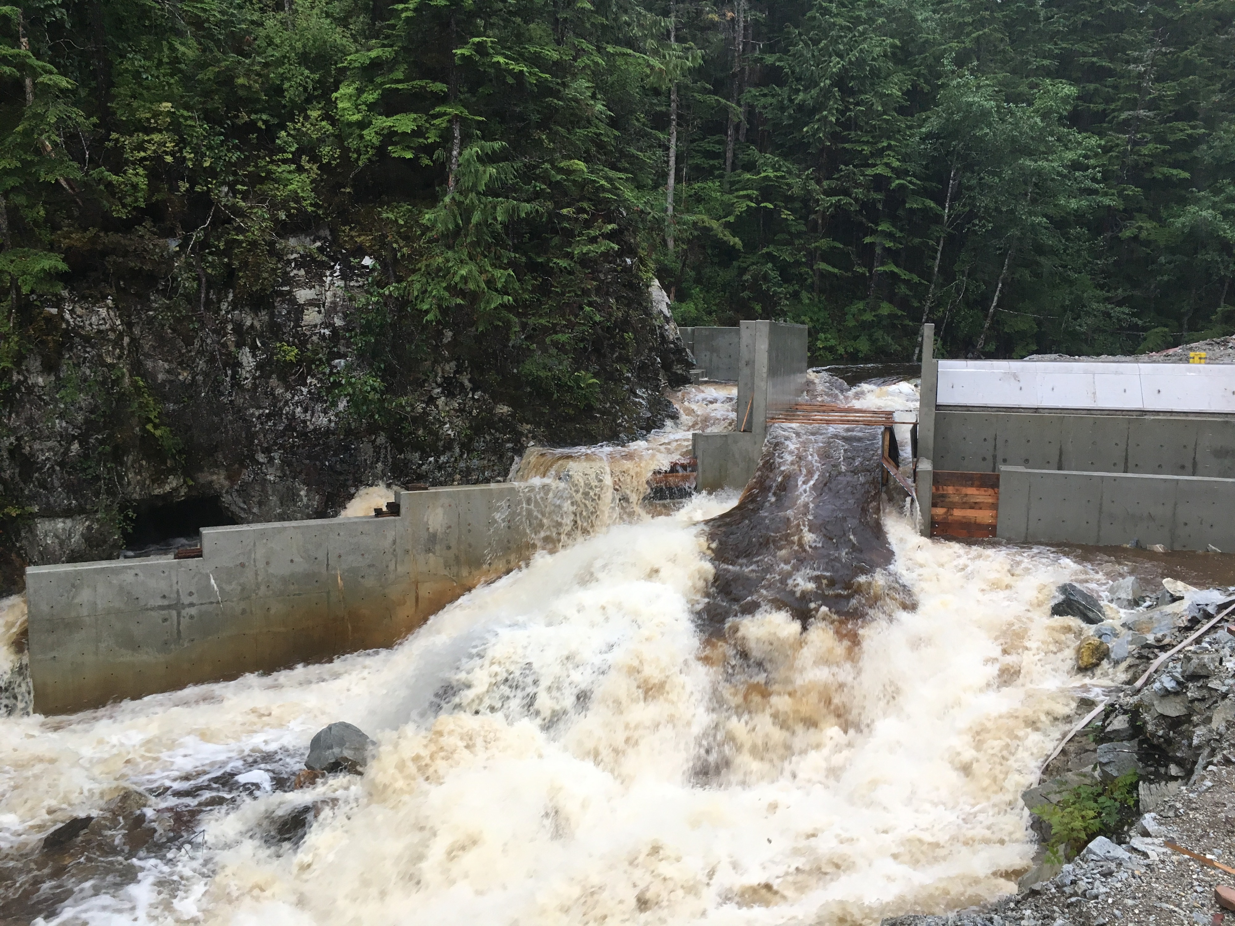Indian River water flowing past the Phase 3 work area