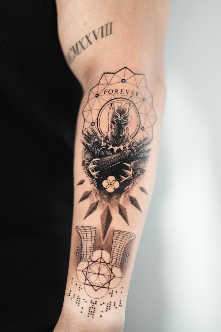 Fine Line tattoo in Tampa