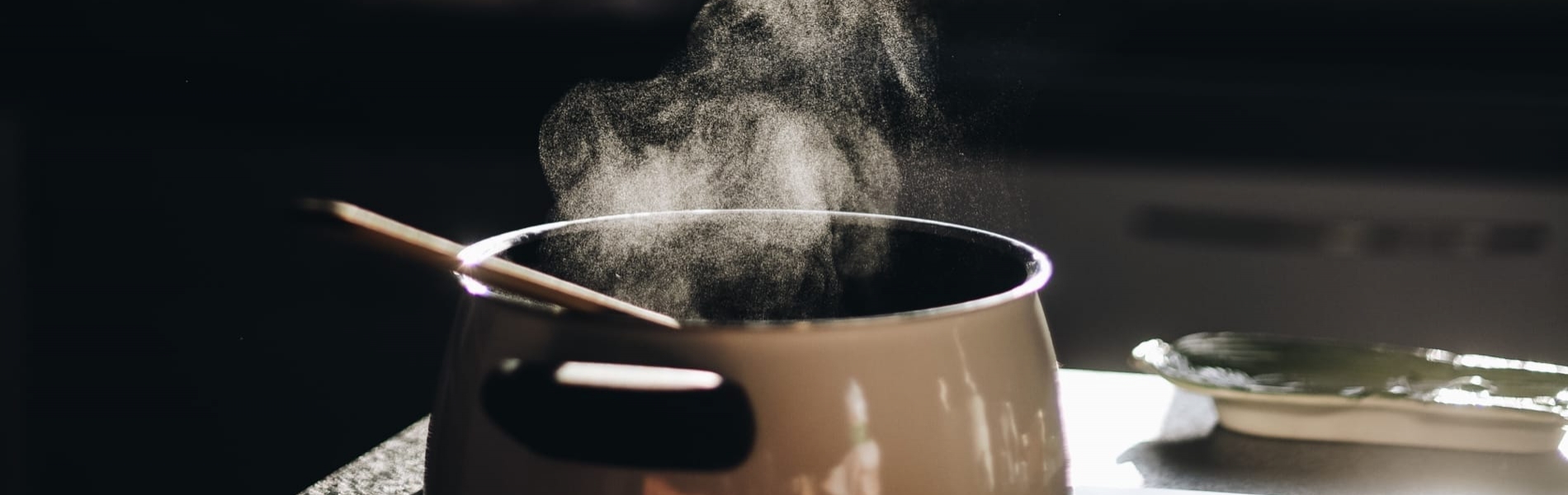 What Is Grass-Fed Beef Bone Broth?