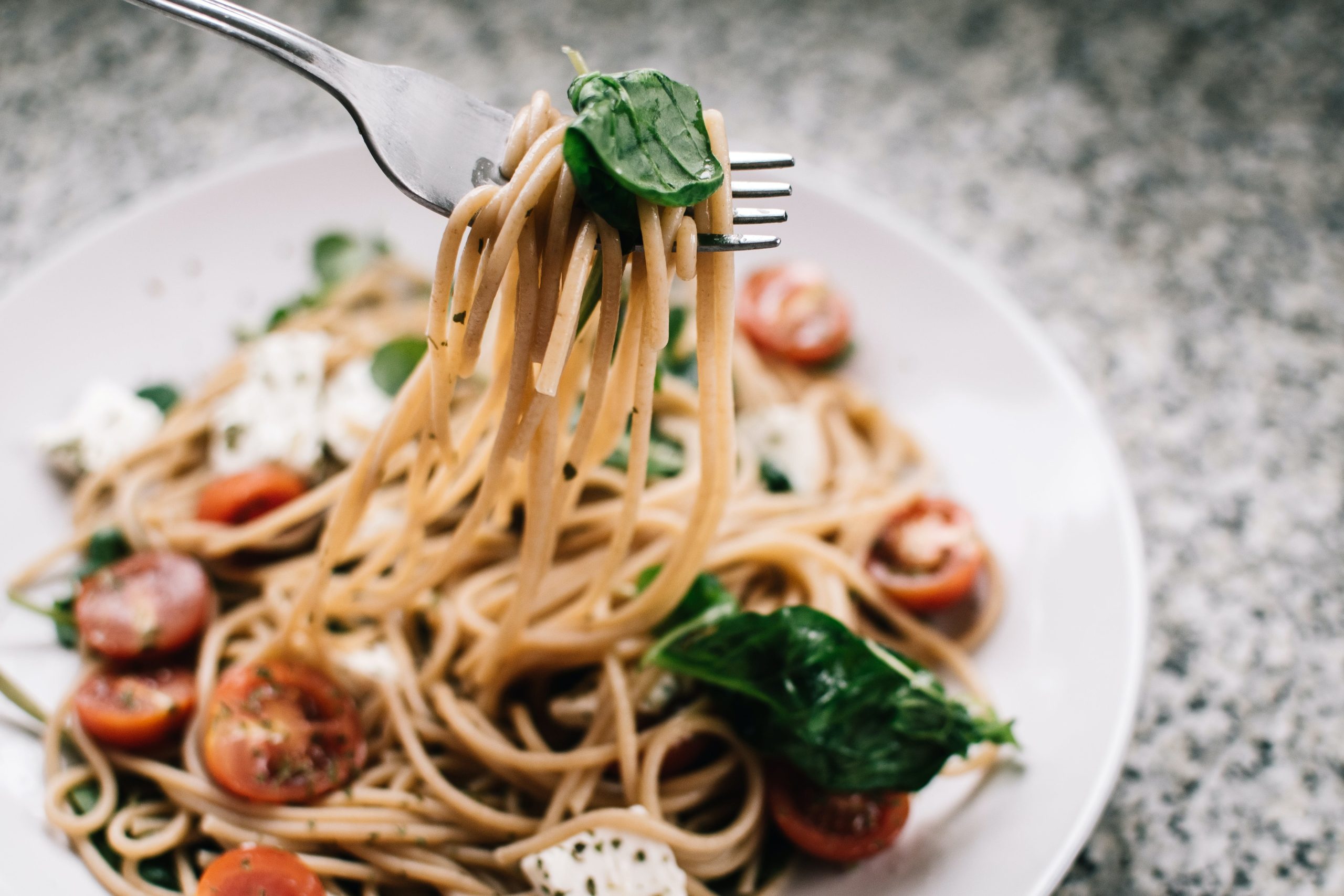 Avocado & Lemon Zest Spaghetti