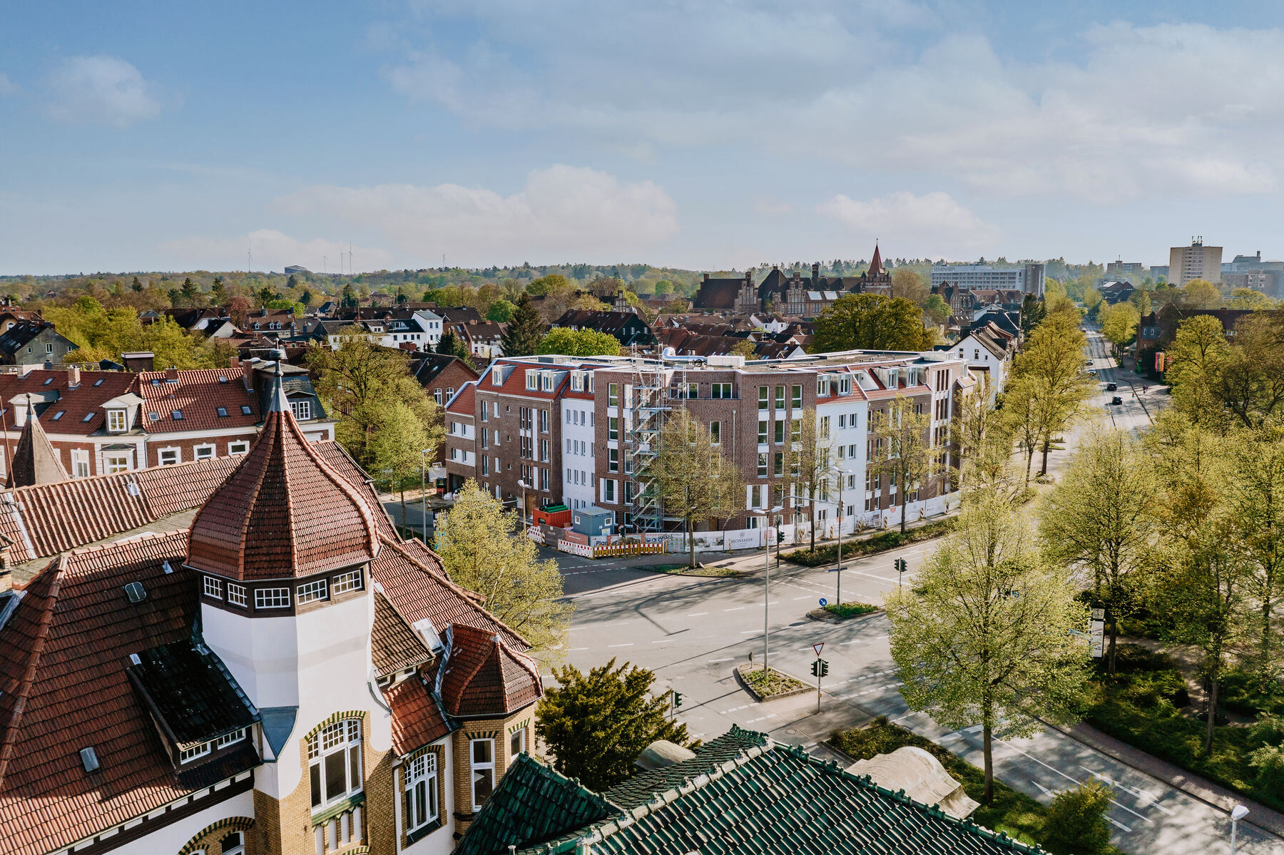 Monshof – Luftaufnahme mit Quartiersplatz