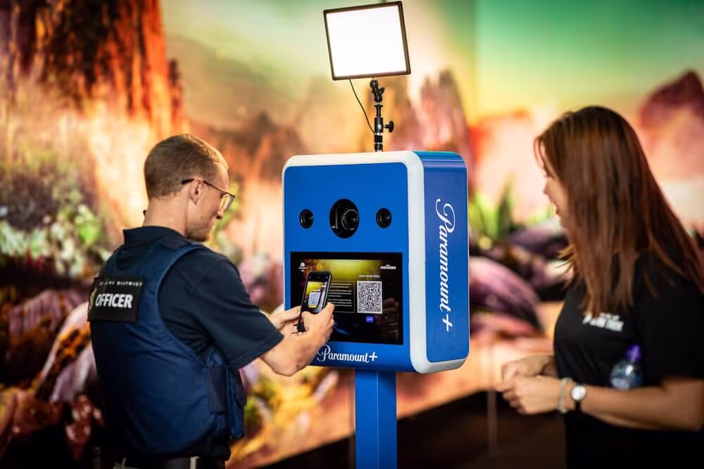 High-traffic experiential marketing activation for pop culture conventions and premieres