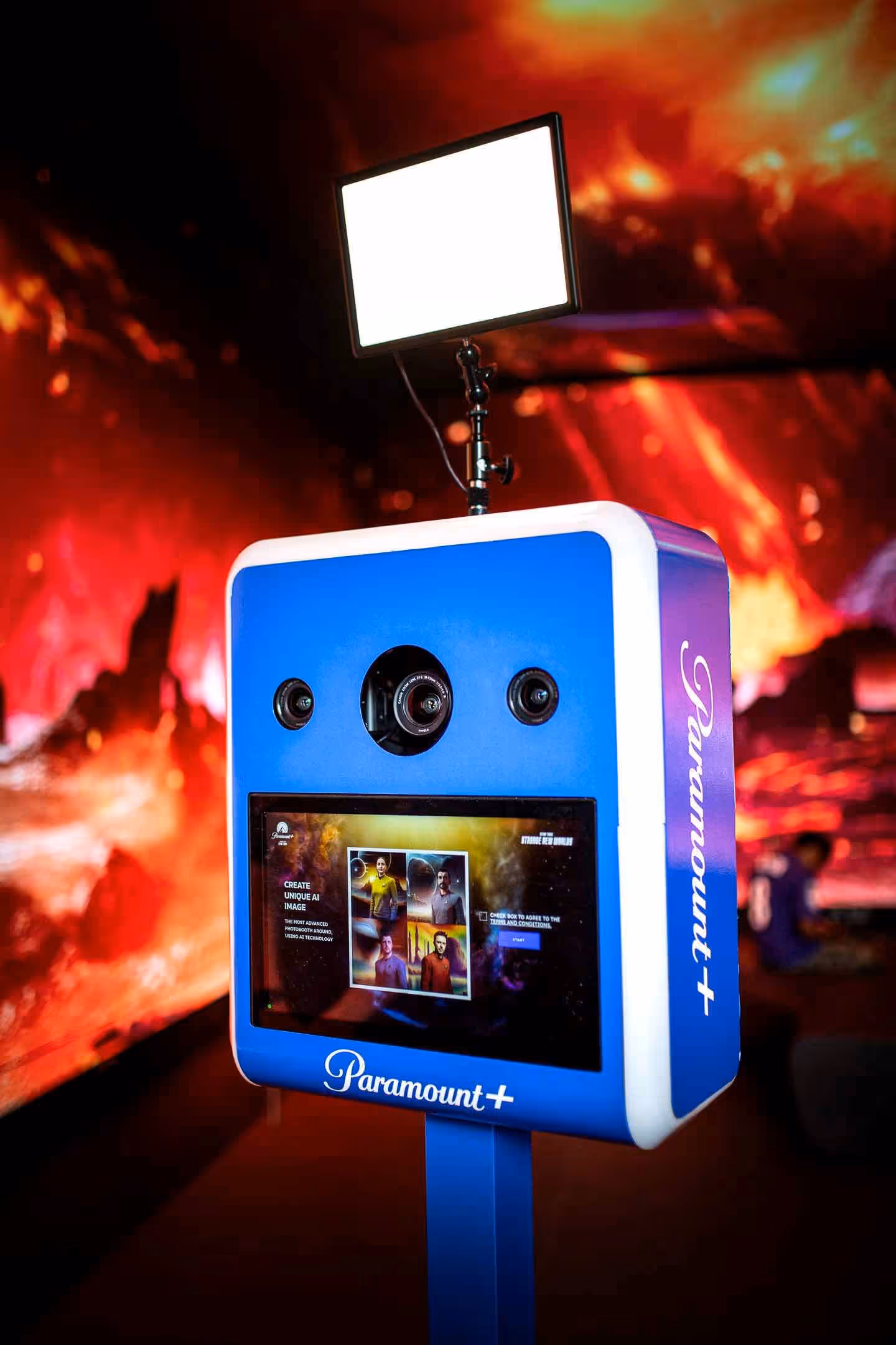 High-traffic experiential marketing activation for pop culture conventions and premieres