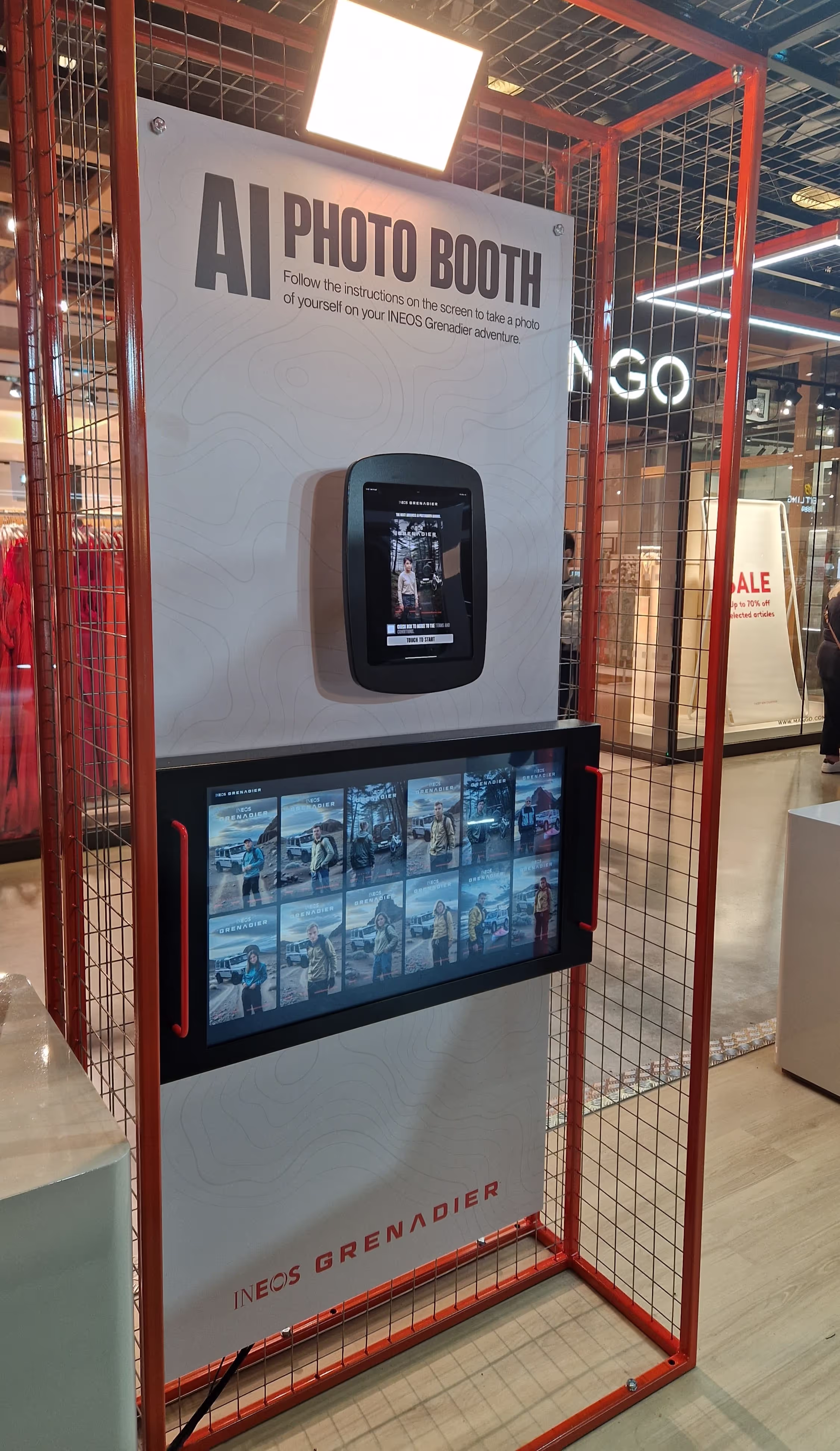 Unattended iPad AI Photo Booth kiosk for long-term retail installation