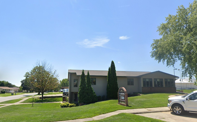 Exterior of the Markham Family Dental Associates office at 2105 Pine St, Harlan, Iowa