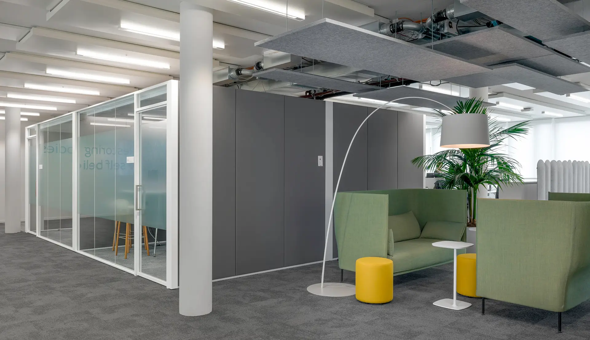 Büro Umbau von Arize Studio – Architektur Zürich
