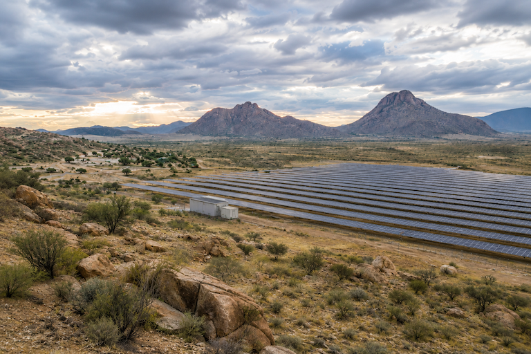 Engineering Diensten 300MW Nature Positieve SolarPark Namibia