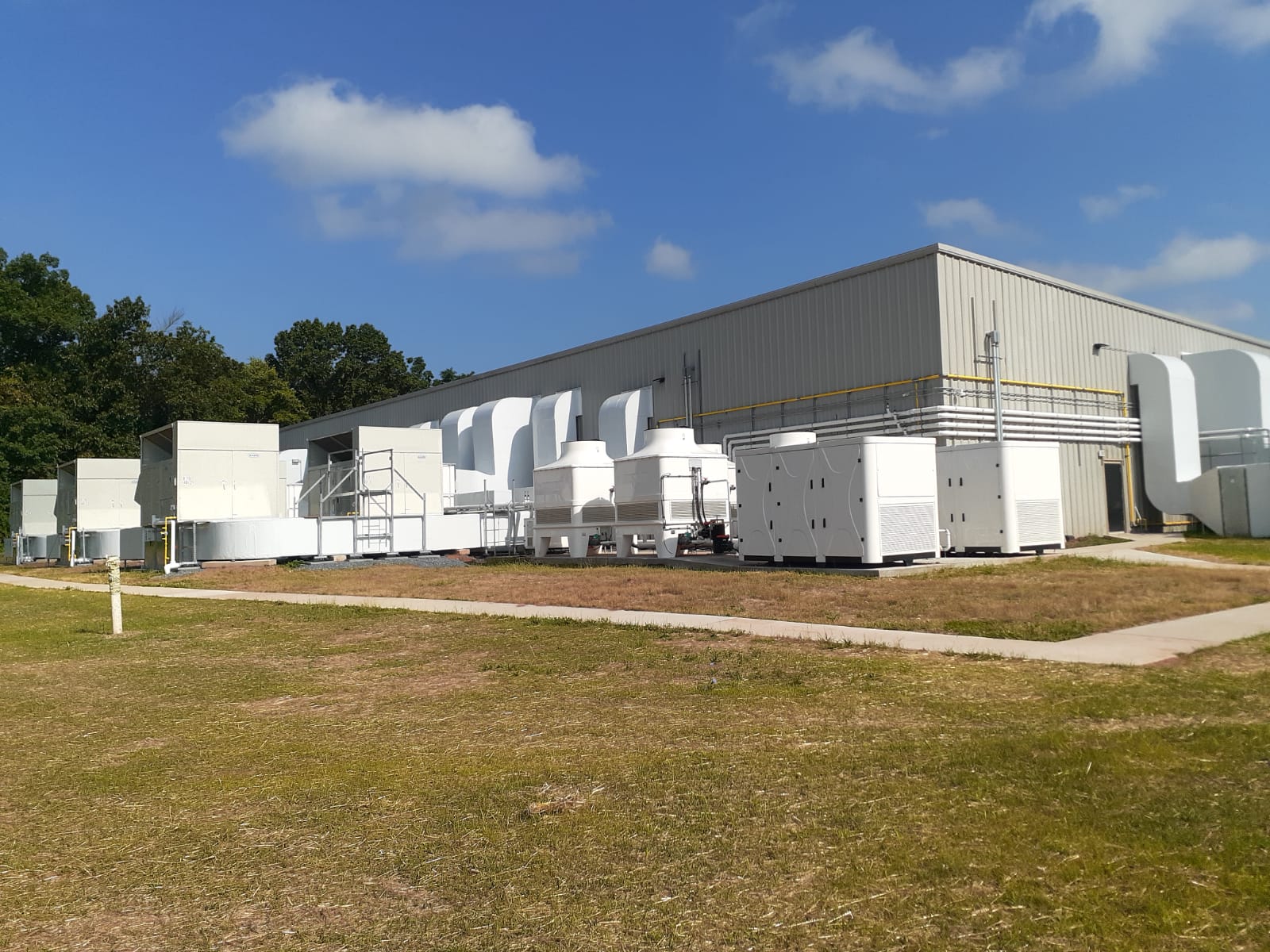 Industrial food storage facility with Dragon climate control