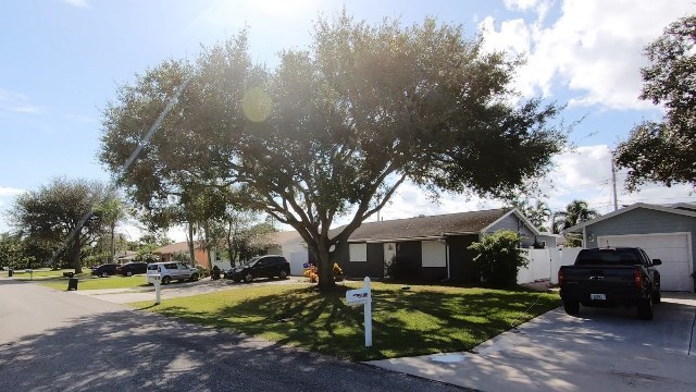 Eastview Manor, Jupiter